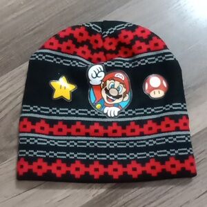 699NWOT Super Mario Bros. Winter beanie. Size: One Size